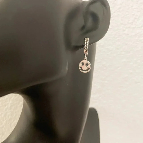 925 Sterling Silver Smiley Face Earrings Small Hoop Happy Face Earrings - Picture 4 of 4